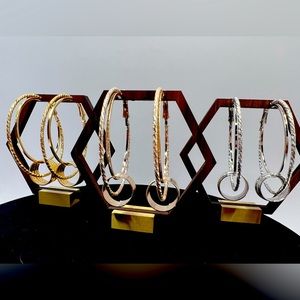 Abstract double hoop earrings: Gold, Silver